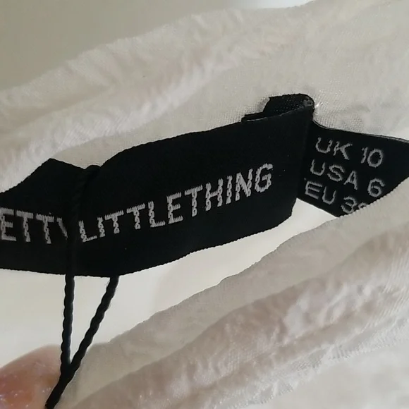 PrettyLittleThing Textured cold shoulder ruched bodycon dress US size 6 NWT - Picture 5 of 6